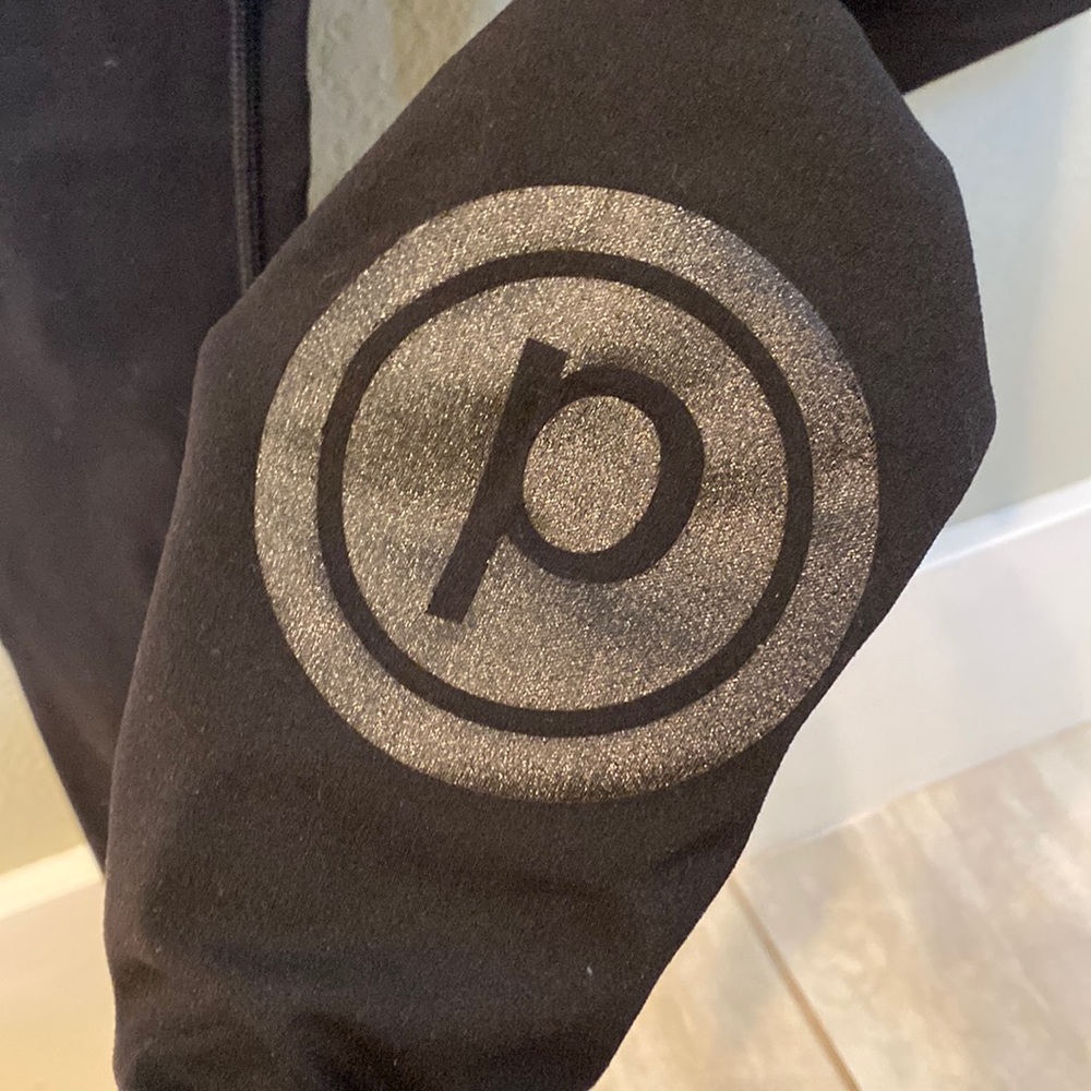 Pure Barre x Tavi Noir leggings size M EUC